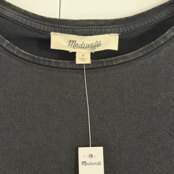 Madewell Essential Slim Tee in Lightweight Cotton in Jet Black, Size Small - Picture 8 of 10